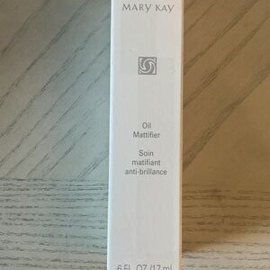 Mary Kay Oil Mattifier